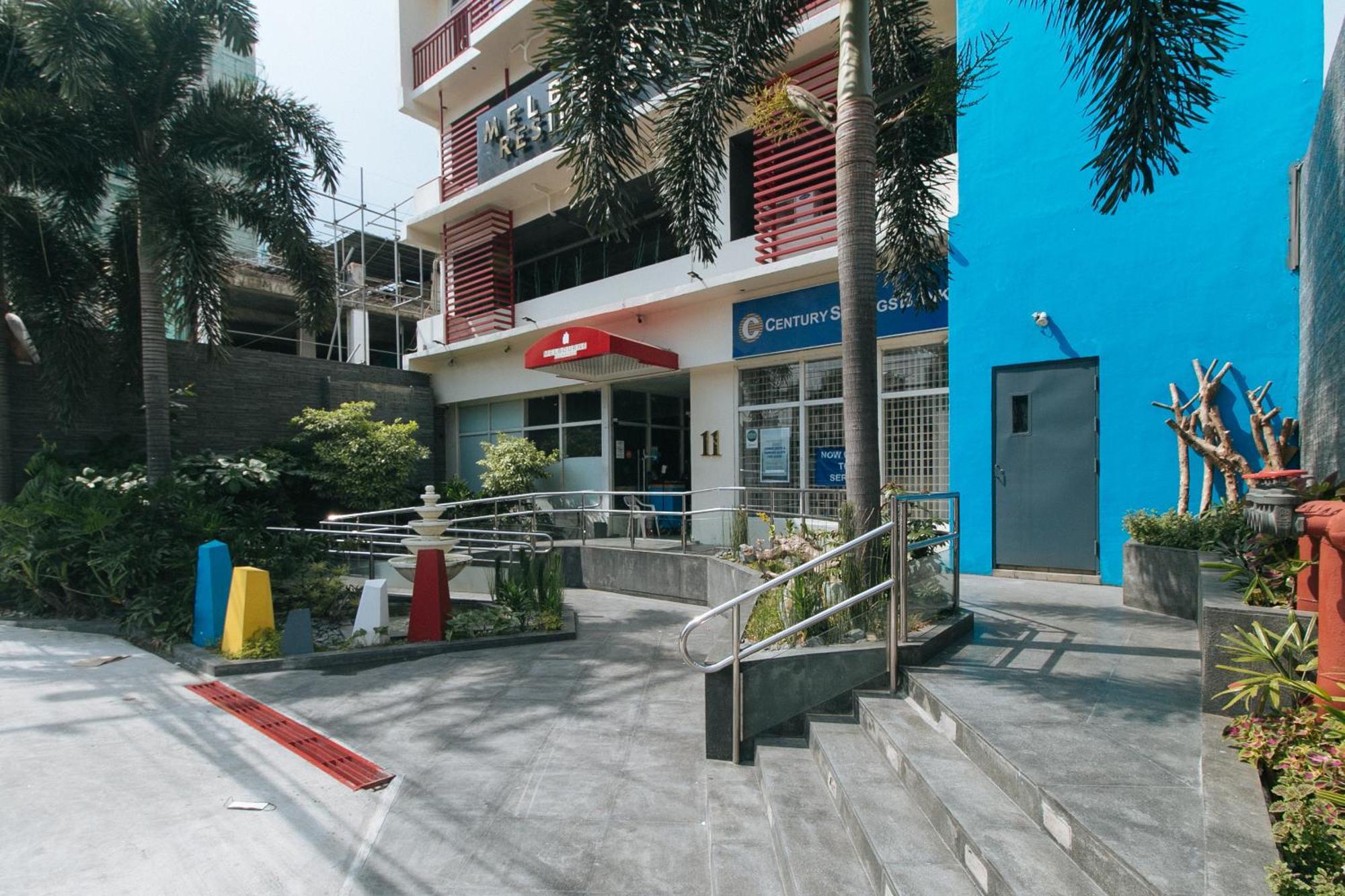 Reddoorz @ Melbourne Suites Makati Makati City Exterior photo